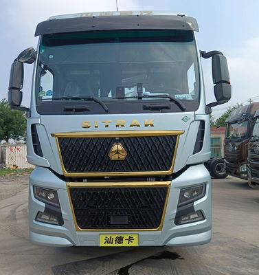 630HP 6*4 2024 Shandeka G7h LNG Τρακτέρ φορτηγό για τη μεταφορά 8.25m*2.55m*3.96m φορτίο