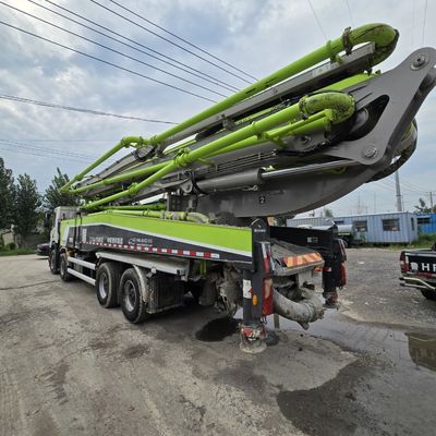 Ελαστικά και ανακαινισμένα αντλιακά φορτηγά για λευκό σασί Sinotruk με προωθητικό ύψος