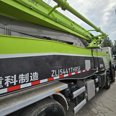 Μεγάλη Ιπποδύναμη 8*4 Πυροβολητήρα Τράκκα Τάξι με Υδραυλικό Στήριγμα και Ελαστικά
