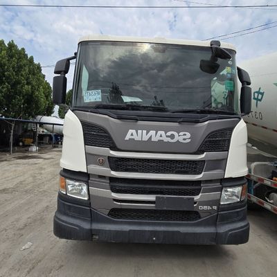 Σινοτρούκ Σασί Κατεβάσιμα φορτηγά Ανακαινισμένα εξαρτήματα αντλιών και ελαστικά
