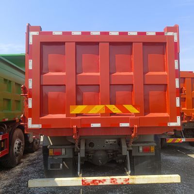 Ντίζελ Sinotruk 6X4 Dump Truck με ελαστικά πιστοποίησης ISO και υδραυλικό τιμόνι