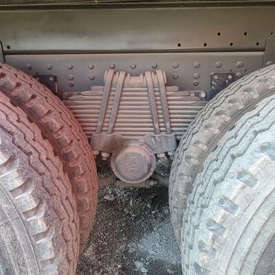 Ντίζελ Sinotruk 6X4 Dump Truck με ελαστικά πιστοποίησης ISO και υδραυλικό τιμόνι