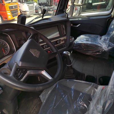 Ελκυστήρας ελκυστήρα Sinotruk με δεξαμενή καυσίμου 400L και κάθισμα οδηγού