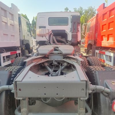 Πλήρης πληρωμή βαρέος 400HP HOWO ελκυστήρας ρυμουλκούμενο φορτηγό με χειροκίνητο σύστημα μετάδοσης