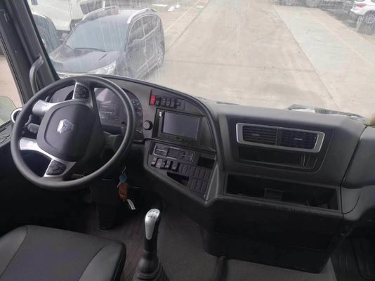 Καμιόνι Sinotruk με κινητήρα και καθίσματα με χωρητικότητα ≤5 και χωρητικότητα 4-6L