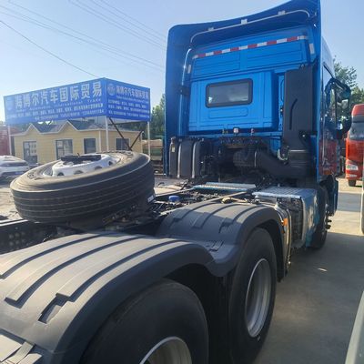 Χειροκίνητο κιβώτιο μεταφοράς Foton Auman Prime Mover ρυμουλκούμενα φορτηγά 6X4 ρυμουλκούμενα φορτηγά ελκυστήρα
