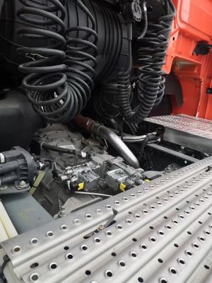 480HP CNG Semi-Relailer Tow Truck Model Zz4257n3247e1h Κάθισμα οδηγού Κάθισμα εναέριας ανάρτησης