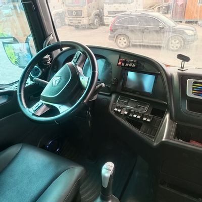 8×4 Zz4257n3247e1h 480HP CNG Semi-Trailer ρυμουλκούμενο με δεξαμενή καυσίμου 1000L και ≤5 καθίσματα