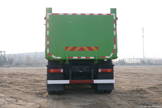 Εγχειρίδιο μεταφοράς 6x4 Sinotruk Dump Tipper Truck για τη μεταφορά βαρέων φορτίων
