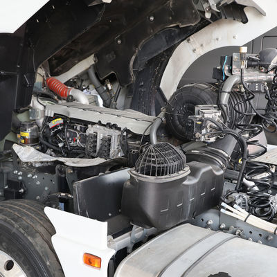 6 μήνες Υπηρεσία μετά την πώληση 480HP CNG ελκυστήρας με αέρα ανάρτηση κάθισμα 1000L δεξαμενή καυσίμου