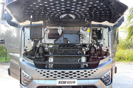 Τρακτέρ CNG υψηλής ροπής με ανάρτηση αέρος 6,8x2,5x3,8m και έλκοντα ημιπροκατασκευαστικό