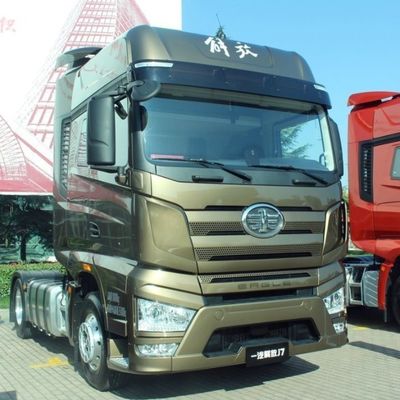 ΗΠΑ Χρησιμοποιούμενο Sino Sinotruk HOWO 6X4 βαρέα ελκυστήρα φορτηγά με φορτηγό κουτί από ατσάλι άνθρακα