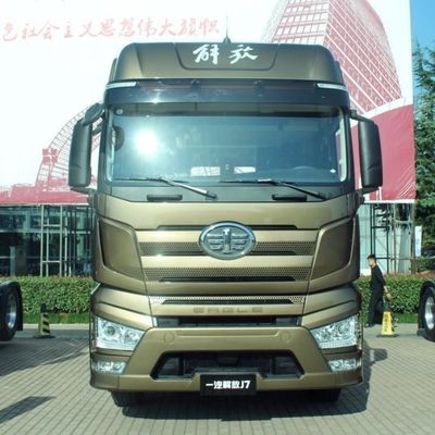 ΗΠΑ Χρησιμοποιούμενο Sino Sinotruk HOWO 6X4 βαρέα ελκυστήρα φορτηγά με φορτηγό κουτί από ατσάλι άνθρακα