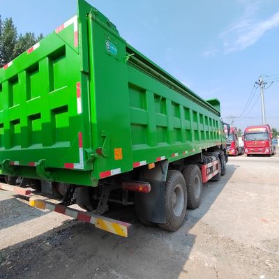 8.54m*2.55m*3.45m Μέγεθος ελαστικού Sinotruck βαρύ φορτηγό μεταφοράς