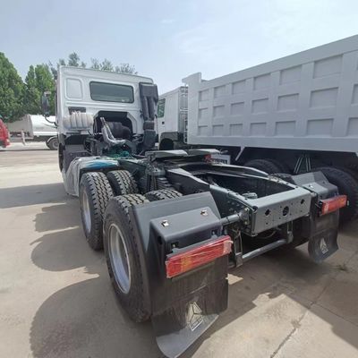 Προσαρμογή στην Αφρική Sinotruk HOWO 371HP 6X4 10 Wheeler Trailer Head Τρακτέρ