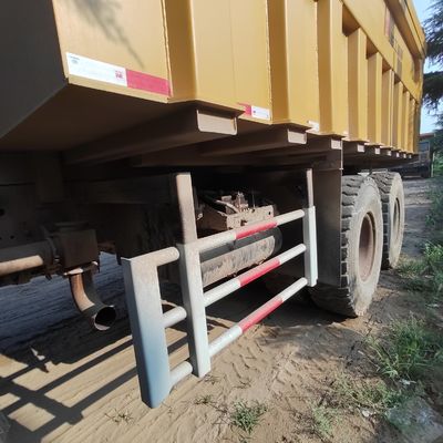 Μεγάλη Ιπποδύναμη 351-450hp φορτηγό ελκυστήρα φορτίου με σασί Sinotruk και υδραυλικό τιμόνι