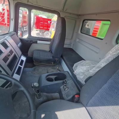 Βαρύ φορτίο Sinotruk Chassis Dump Truck με εμπρόσθιο σύστημα ανύψωσης και υδραυλικό τιμόνι