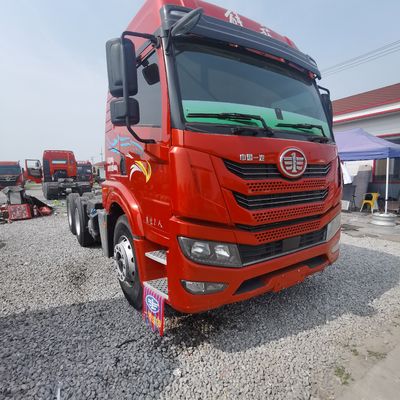 Με χειροκίνητο κιβώτιο ταχυτήτων τύπου 600L βαρύ φορτίο τρακτέρ με ρυμουλκούμενο ημιπροκατασκευαστικό