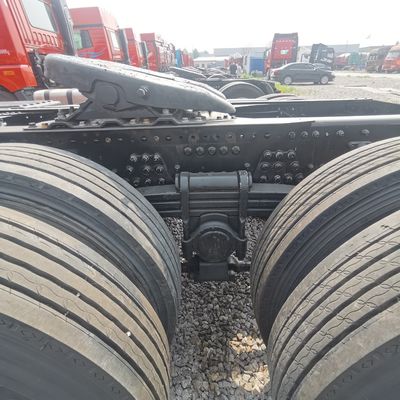 Με χειροκίνητο κιβώτιο ταχυτήτων τύπου 600L βαρύ φορτίο τρακτέρ με ρυμουλκούμενο ημιπροκατασκευαστικό