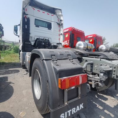 540HP Shandeka G7h βαρύ φορτηγό ελκυστήρα για την έλξη ημιπροσάρτημα σε μεγάλη ζήτηση