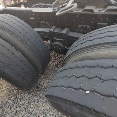6 μήνες Υπηρεσία μετά την πώληση Shacman Τρακτέρ φορτηγά Επικεφαλής για τη μεταφορά βαρέων φορτίων