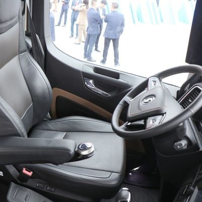 Τρακτέρ Sinotruck υψηλής χωρητικότητας για ρυμούλκηση ημιρυμουλκούμενων