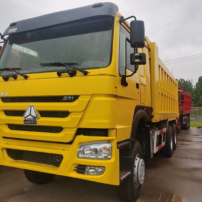 Καρβονικό χάλυβα Cargo Box Sinotruck Tipper Truck 6X4 για βαριές βιομηχανικές μεταφορές
