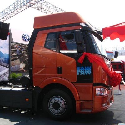 6X4 Ντίζελ τρακτέρ με 460HP χειροκίνητο φορτηγό μετατροπής ισχυρό και ανθεκτικό Euro 3 FAW Jh6p