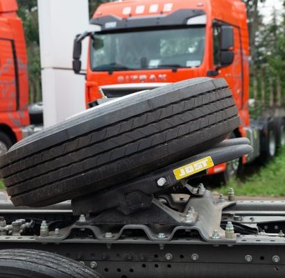 Το κάθισμα με την ανάρτηση αέρα και η δεξαμενή καυσίμου 600 λίτρων είναι ο ιδανικός συνδυασμός για να ρυμουλκήσει κανείς ένα ημιπροσεξαρτηγό