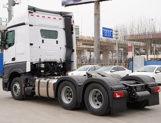 580 ίππους Mercedes Benz βαρύ φορτηγό ντίζελ τρακτέρ φορτηγό με σχεδιασμό ελαστικών χωρίς σωλήνες
