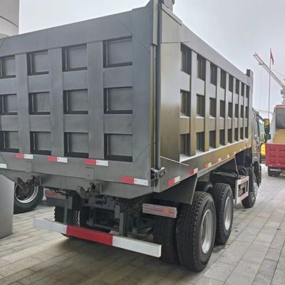 50 τόνων χωρητικότητα Sinotruk 6X4 ανθεκτικό βαρύ φορτηγό εξόρυξης για ορυχεία