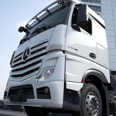 Mercedes Actros βαρύ φορτηγό 510HP 6X4 ελκυστήρας μοντέλο 2651 LS με σχεδιασμό ελαστικών χωρίς σωλήνες