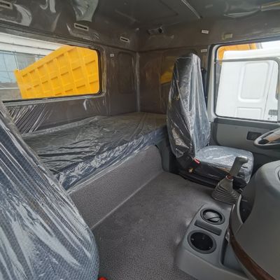 Οχήμα εξοπλισμού εξόρυξης Sinotruk Τάξι 30-40 τόνων με αμερικανικό νόμισμα και ελαστικά