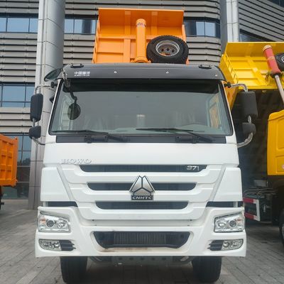 Στυλ ανύψωσης εμπρός Sinotruk Chassis Heavy Duty Dump Truck με υδραυλικό βοηθητικό τιμόνι