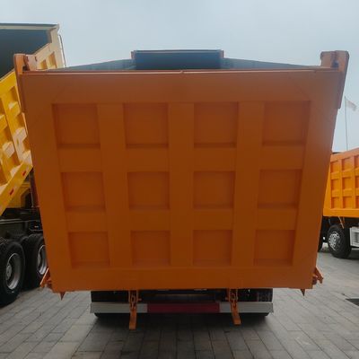Στυλ ανύψωσης εμπρός Sinotruk Chassis Heavy Duty Dump Truck με υδραυλικό βοηθητικό τιμόνι