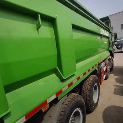 Μεγάλη χωρητικότητα φορτίου 6x4 φορτηγό σκουπιδιών Sinotruk υπόστρωμα Υδραυλικό τιμόνι για εμπορικά