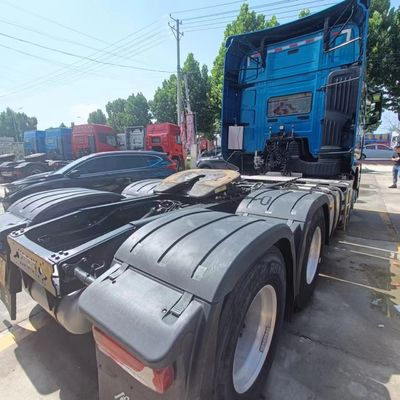 Μεταγωγικό φορτηγό 560 ίππων για μεγάλες αποστάσεις με καθίσμα υδραερίου και δεξαμενή καυσίμου 400 λίτρων