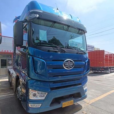 Sinotruck 560HP Tipper Trailer με δεξαμενή καυσίμου 1000L μέσα σε επιλογές προσαρμογής