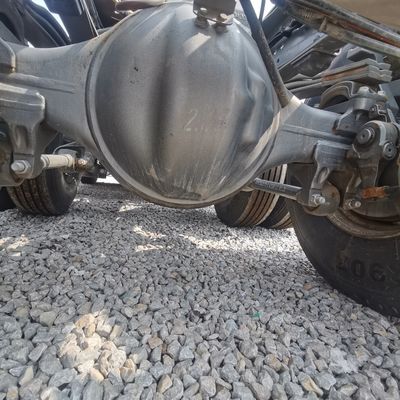 Προσαρμοσμένο HOWO 6X4 φορτηγό εξαγωγέας Sinotruk Τάξι υδραυλικό τιμόνι βαρύ φορτηγό