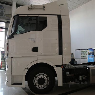 Το βαρύ φορτηγό της σειράς Tgx με 510 ίππους και αυτόματο κιβώτιο ταχυτήτων 6X4