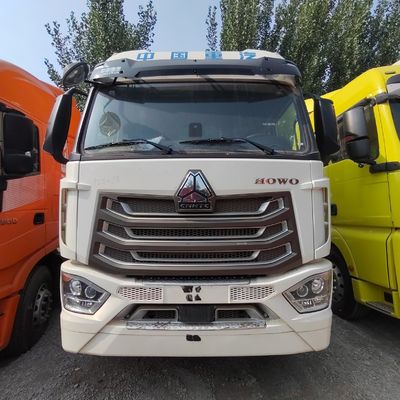 Χρησιμοποιούμενο 6X4 Τρακτέρ Τράκτερ με Tubeless Τυρί σχεδιασμό και 351-450 ίππους