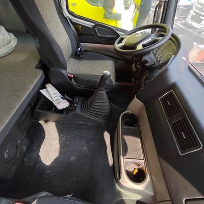 Sinotruk Τάξι 10 τροχών Μεταφορά βαρέων φορτίων Τρακτέρ φορτηγό για τις ανάγκες σας