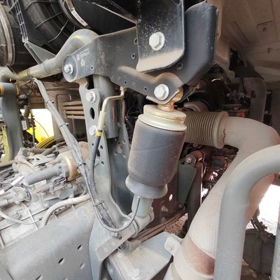 Sinotruck Sitrak 6X4 Χρησιμοποιημένο HOWO Φορτηγό Μεταφοράς Πακέτο Μέγεθος 700.00cm * 250.00cm * 345.00cm