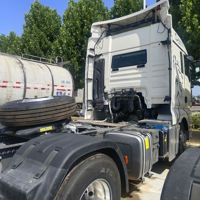 Τρακτέρ φορτηγών με χειροκίνητο κιβώτιο ταχυτήτων 540HP για λύσεις μεταφοράς και μεταφοράς βαρέων φορτίων