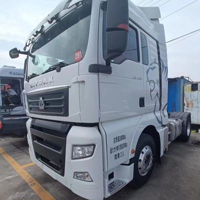 ZZ4257N3247E1H 540HP μεταχειρισμένο φορτηγό Αγοράς για βαριά ρυμούλκηση 1000L δεξαμενή καυσίμου