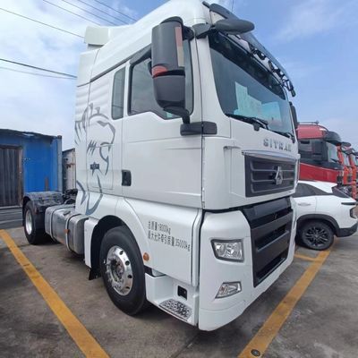 ZZ4257N3247E1H 540HP μεταχειρισμένο φορτηγό Αγοράς για βαριά ρυμούλκηση 1000L δεξαμενή καυσίμου
