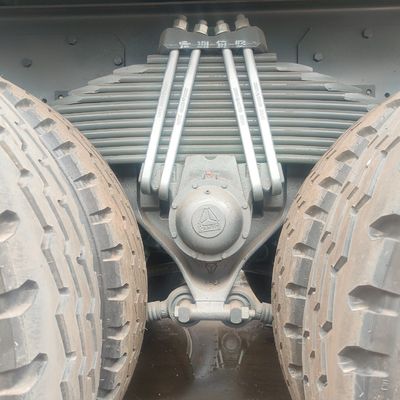 Μεγάλης χωρητικότητας ντίζελ 371HP6 * 4 HOWO 30 τόνων Εγχειρικό φορτηγό μεταφορών