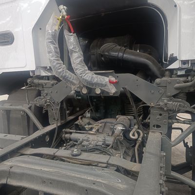 Μεταφορές 4×2 Τρακτέρ με 4×2 τροχό και νόμισμα ΗΠΑ