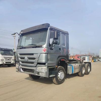 400L δεξαμενή καυσίμου Sinotruck ελκυστήρας φορτηγό HOWO για την έλξη βαρέων φορτίων αποτελεσματικά