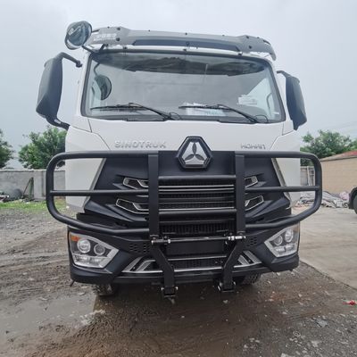 6×4 τροχός οδήγησης Sinotruk βαρύ φορτίο ελκυστήρα με καθίσμα εναέριας ανάρτησης και 600L δεξαμενή καυσίμου